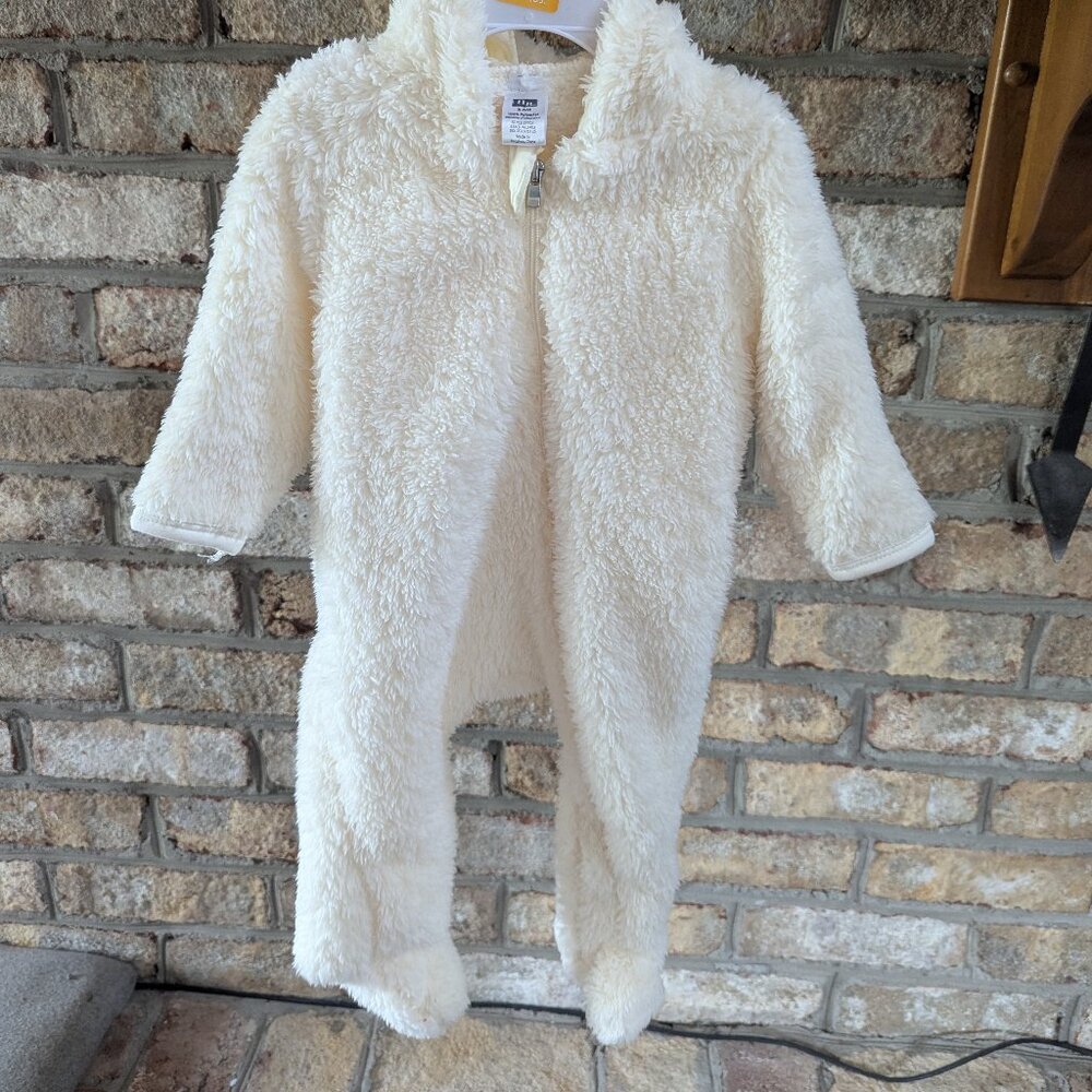 NWOT HB Baby Cream-Colored Sherpa Fleece Footed Pajamas/ Bunting Size 3-6 Months
